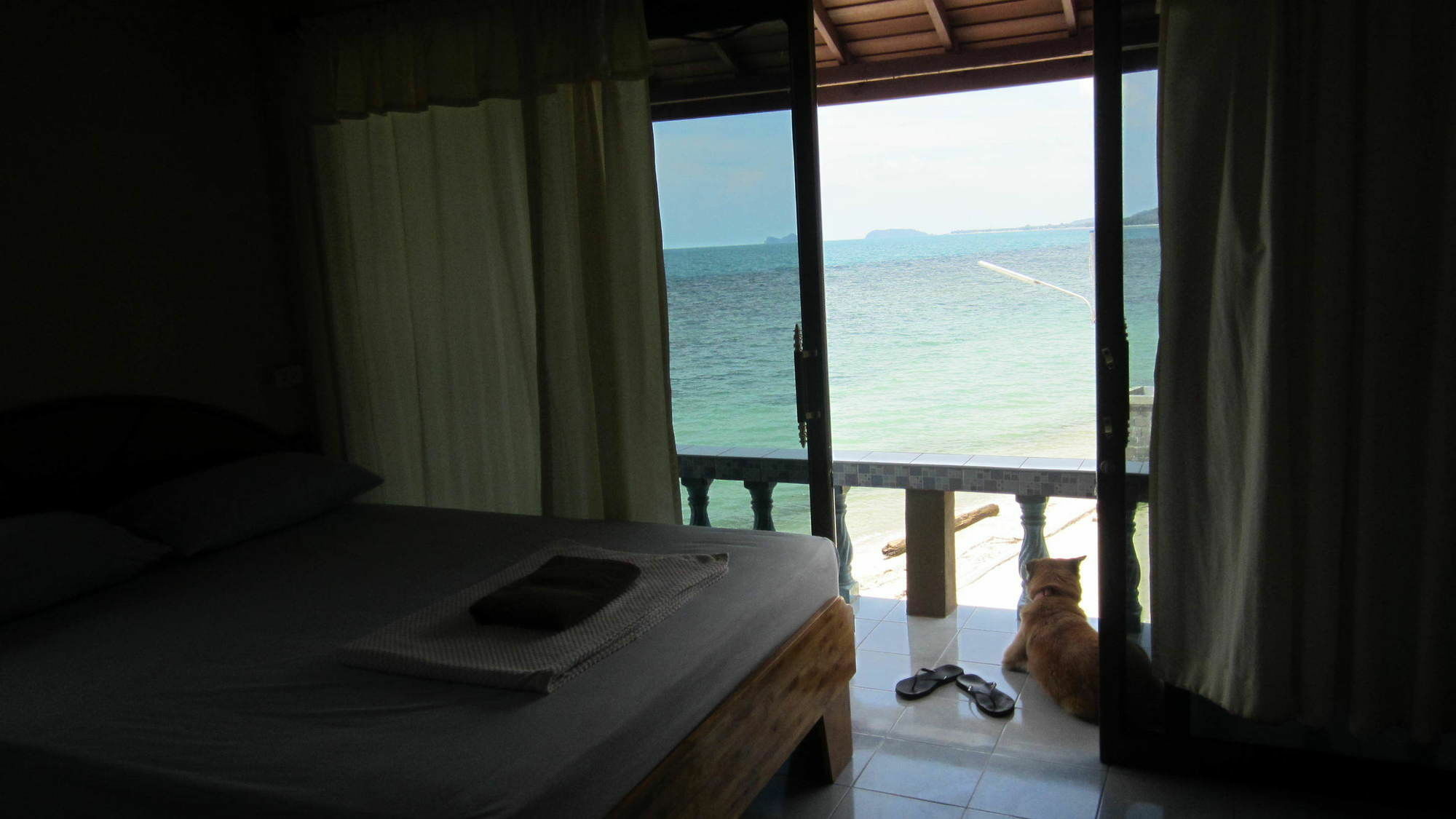 Charung Beach Хаад Рин Екстериор снимка