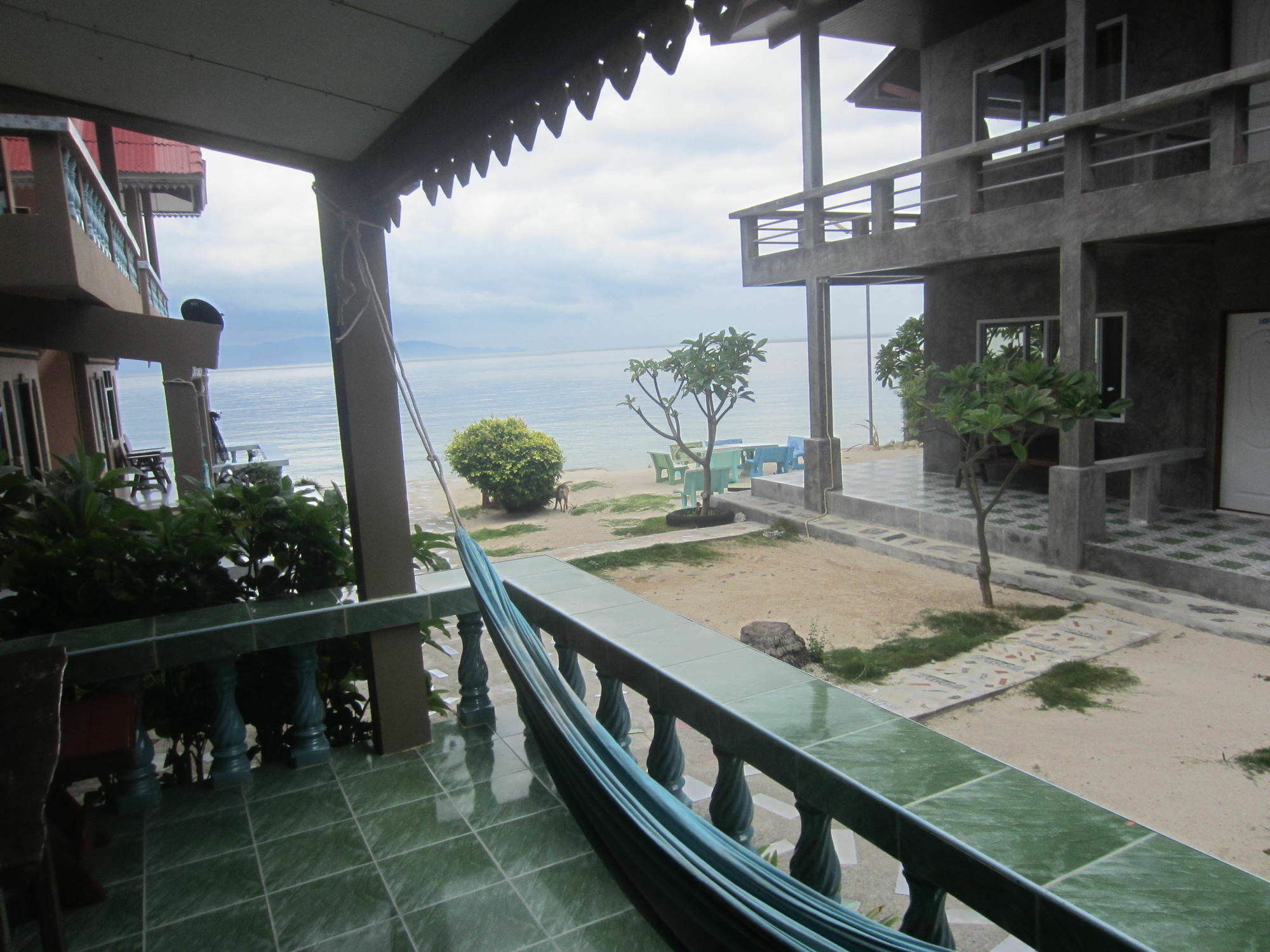 Charung Beach Хаад Рин Екстериор снимка